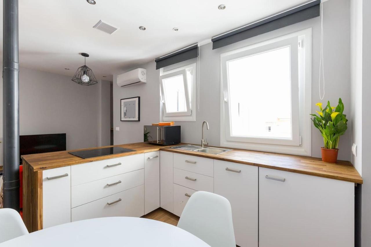 ARMAS 44 - Apartamento de 2 dormitorios, moderno y céntrico, sin ascensor y con posibilidad de garaje Zaragoza Exterior foto